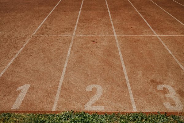 Quelles sont les meilleures méthodes pour enseigner les principes de base de la Boxe Thaï aux débutants?